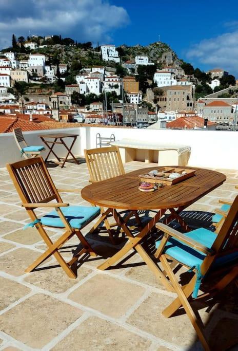 Christina'S Stone House Apartment Hydra  Exterior photo