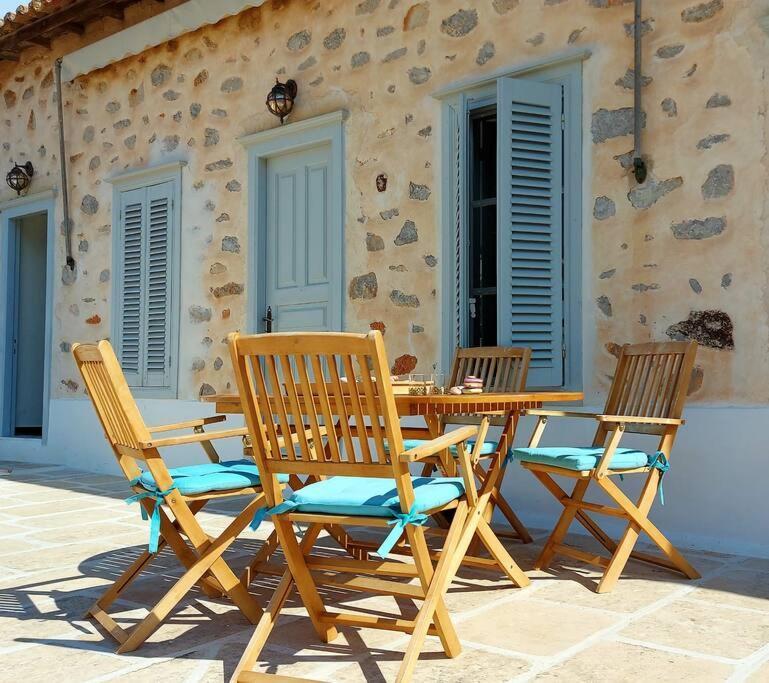 Christina'S Stone House Apartment Hydra  Exterior photo