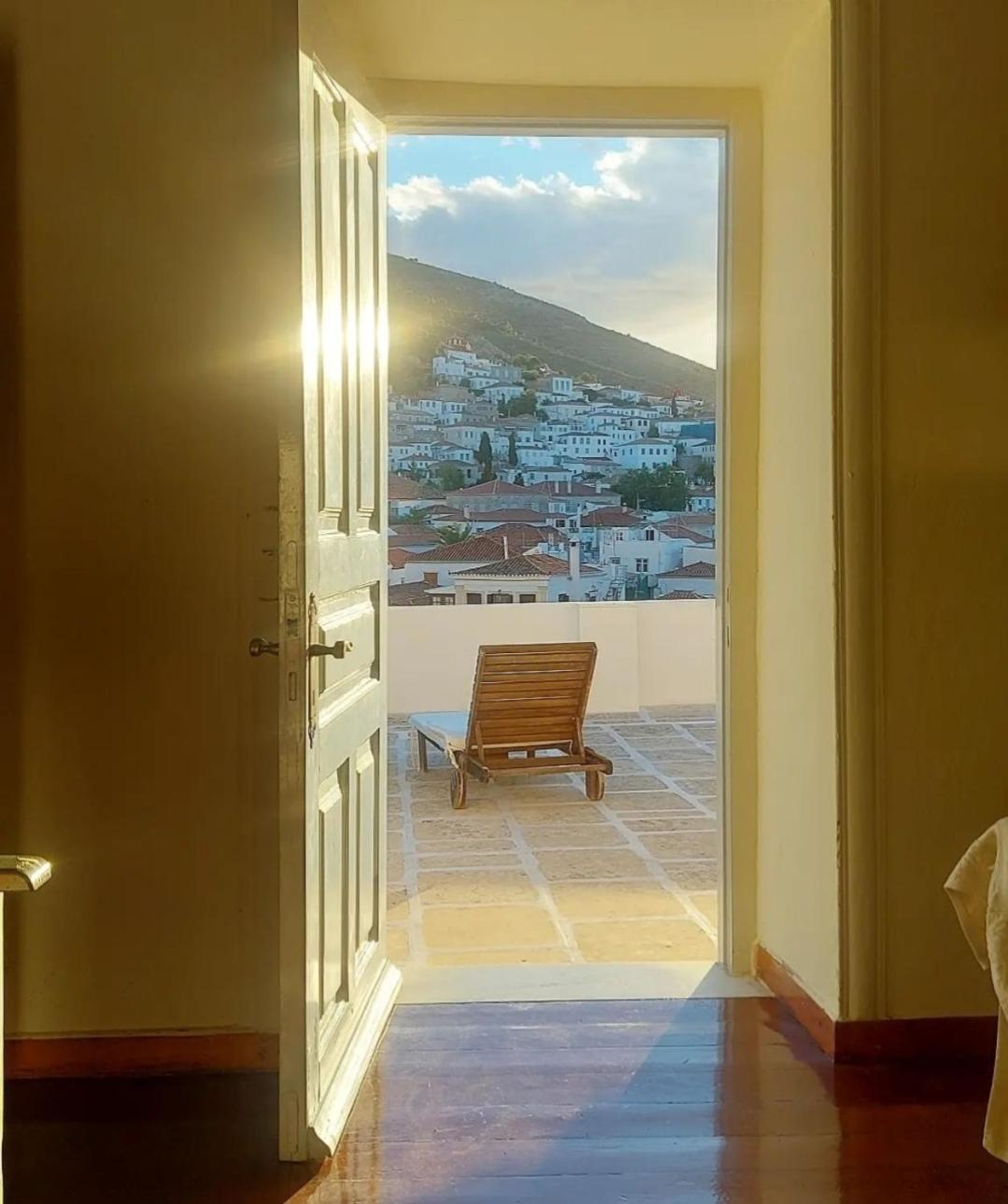 Christina'S Stone House Apartment Hydra  Exterior photo